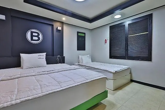 Motel Gangseo Sinhodong Business *