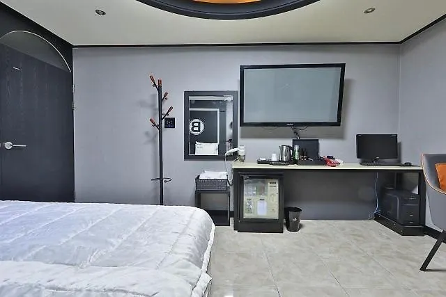 Gangseo Sinhodong Business *
