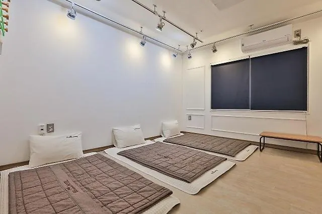 Gangseo Sinhodong Business Motel *