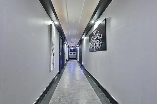 Gangseo Sinhodong Business Motel *